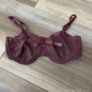 Underwire, unlined bra